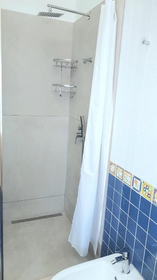 M&I Beach Apartment With Sea View Durrës 外观 照片