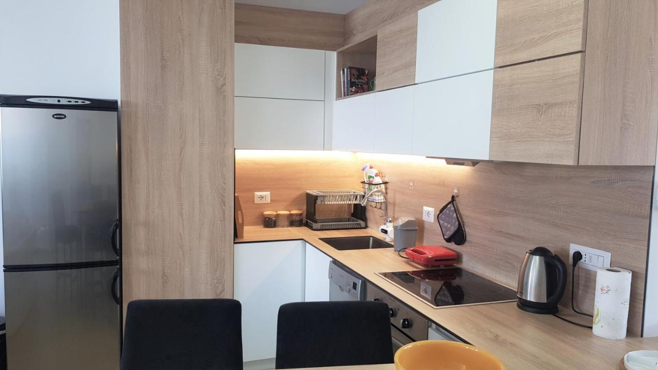 M&I Beach Apartment With Sea View Durrës 外观 照片