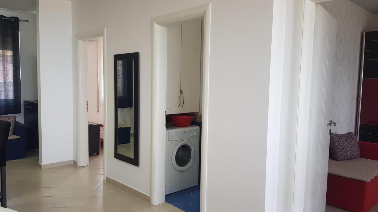 M&I Beach Apartment With Sea View Durrës 外观 照片
